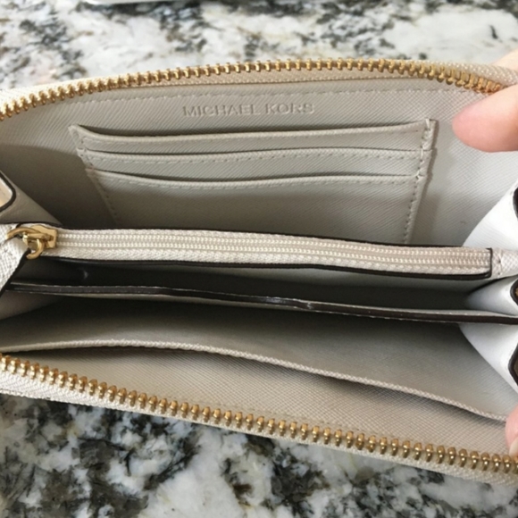 Michael Kors Zip Around Wristlet - Picture 5 of 6